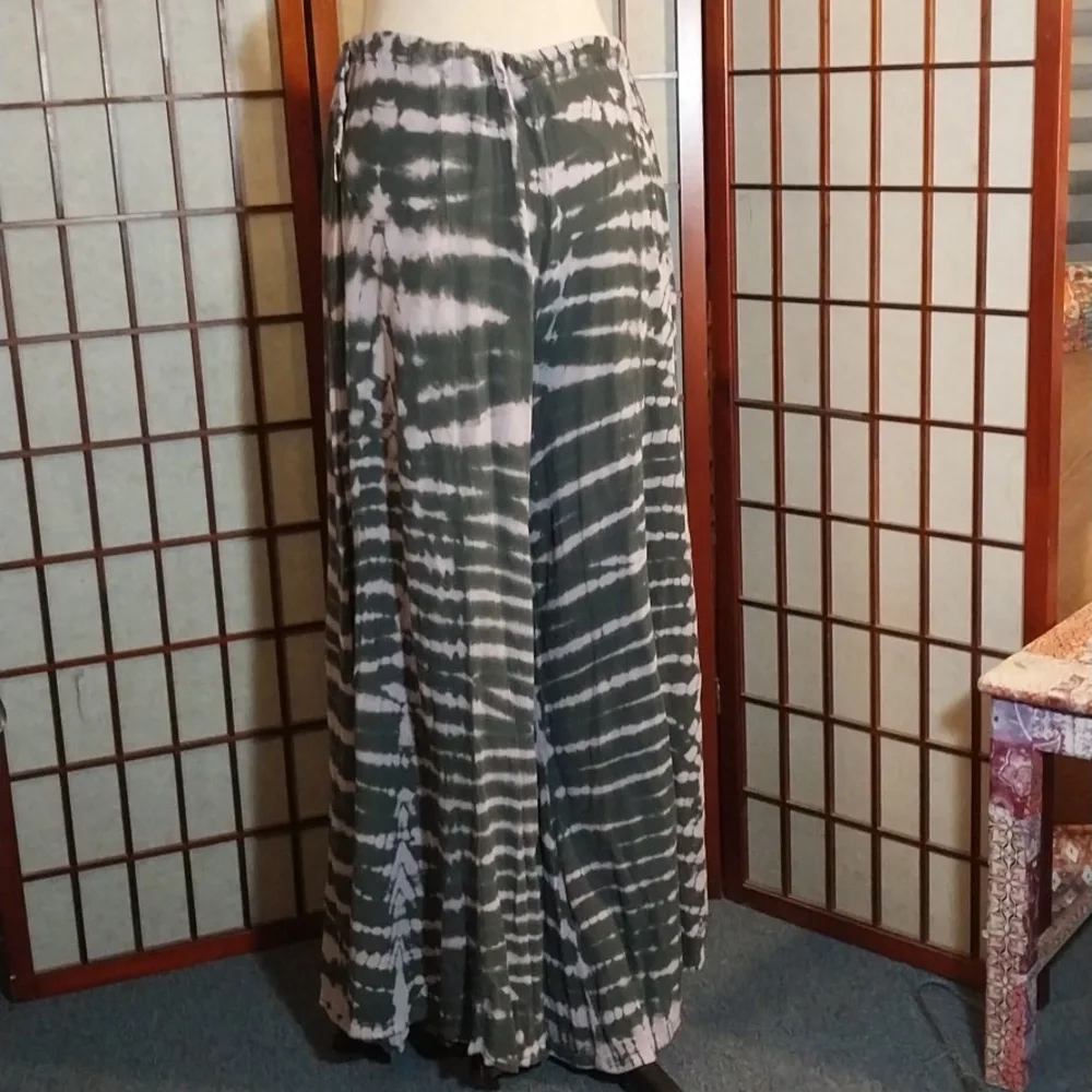 #264  Relaxed Raga Pants - Picture 4 of 12